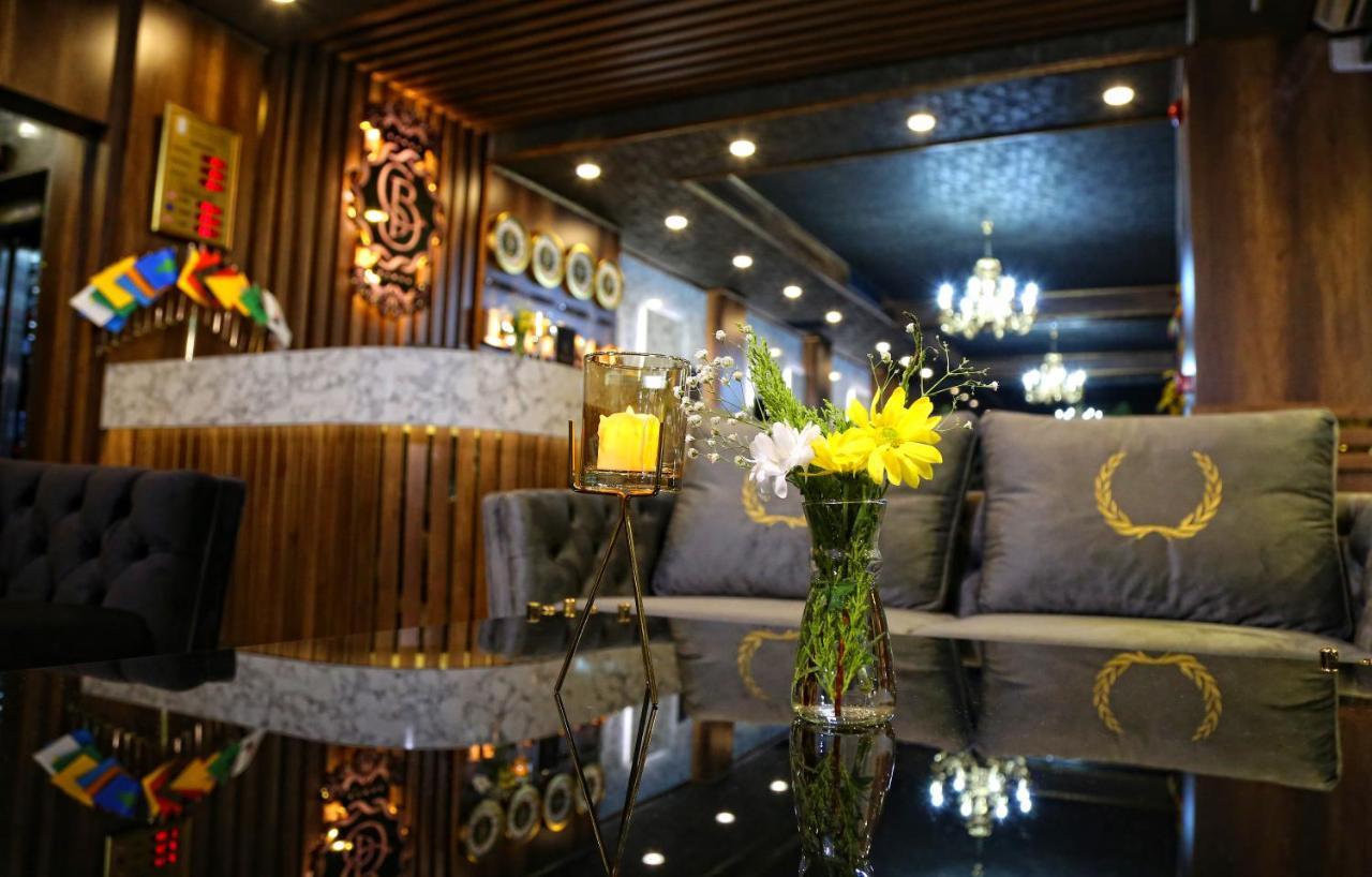 Bayrak Grand Hotel Trabzon Bagian luar foto